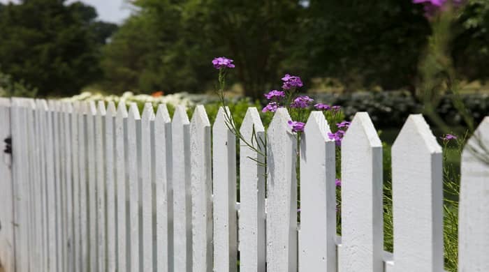 Representational image for biblical meaning of a fence in a dream