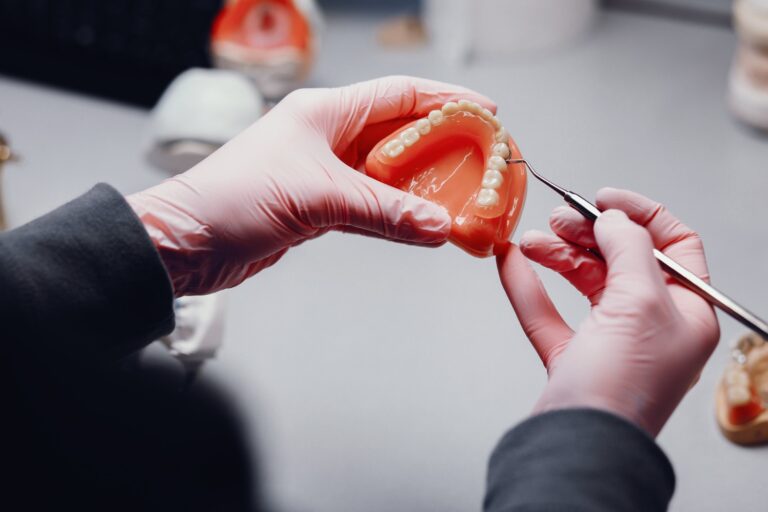 What Makes Removable Dentures a Smart Choice for Tooth Replacement?