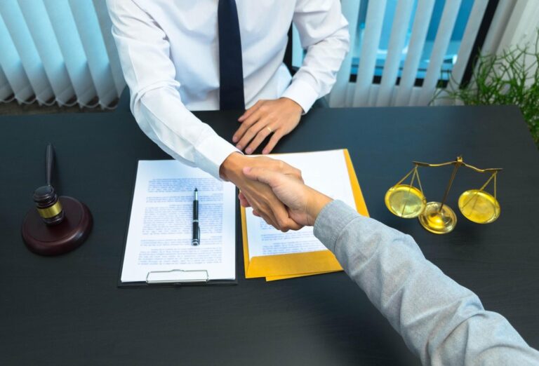 Win No Fee Lawyer Before Signing