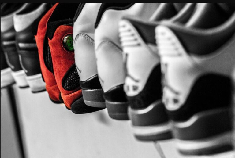 Choosing the Perfect Sneakers