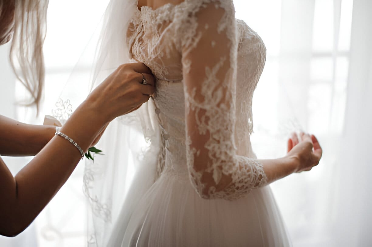 Finding the Perfect Wedding Guest Dresses for Every Season