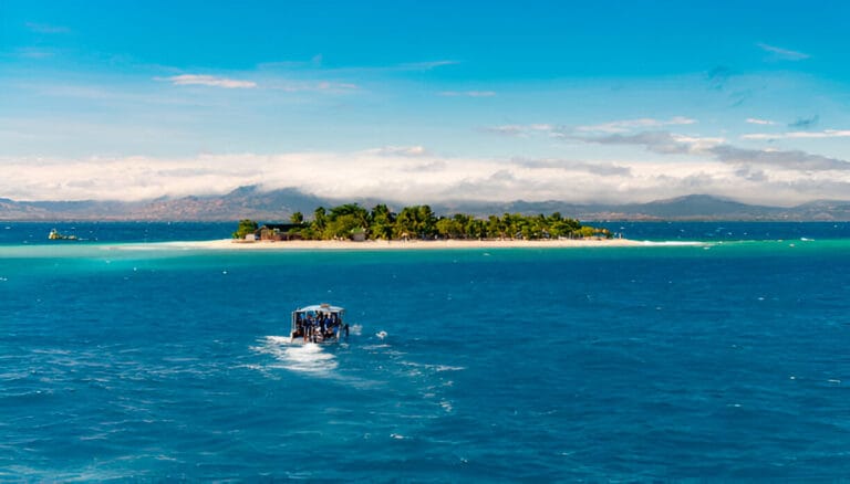 Schoolies Adventure in Fiji
