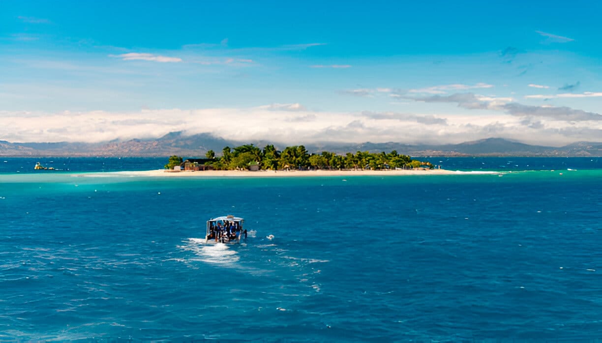 Schoolies Adventure in Fiji