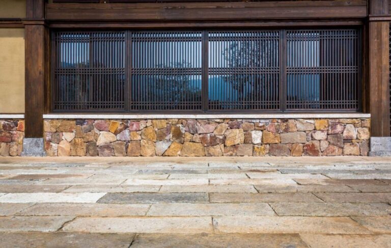 10 Tips for Choosing the Perfect Floor Tiles for Outdoor Spaces